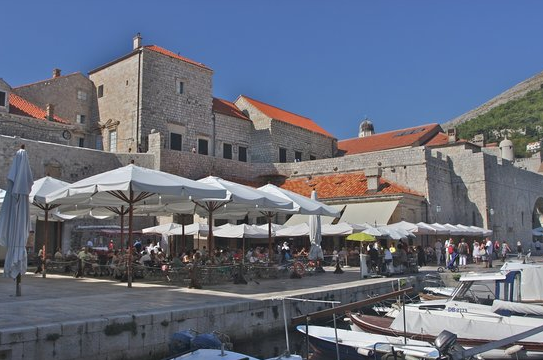 top-dubrovnik-food-places-lokanda